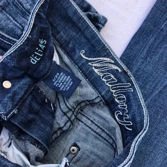 Delia’s Mallory Distressed Jeans Size 1/2 S - Picture 7 of 8